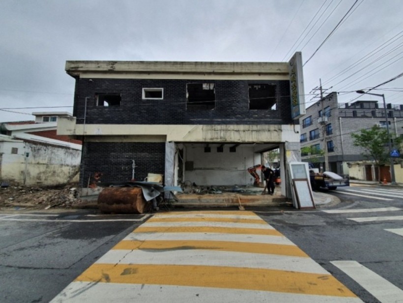 2b9c3a7dbe6ff0fe1634859bda9eefc5_1632663